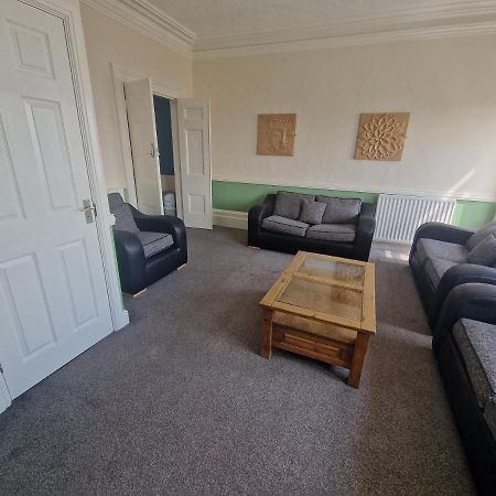 2 The Green, Exceptional Large House, Sea Views Loads Of Bathrooms Seaton Carew Dış mekan fotoğraf