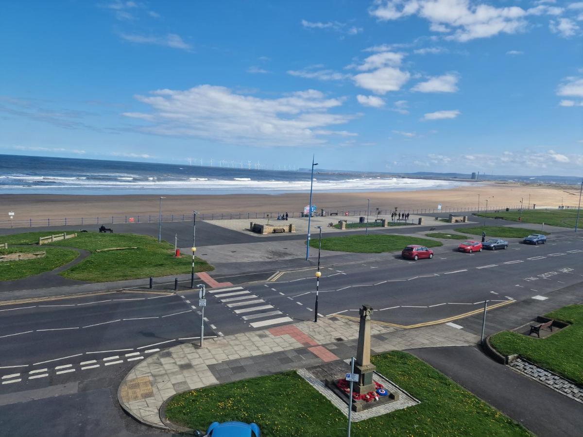2 The Green, Exceptional Large House, Sea Views Loads Of Bathrooms Seaton Carew Dış mekan fotoğraf