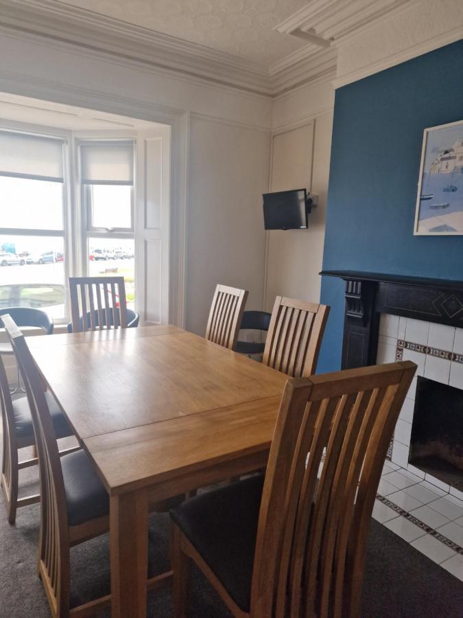 2 The Green, Exceptional Large House, Sea Views Loads Of Bathrooms Seaton Carew Dış mekan fotoğraf